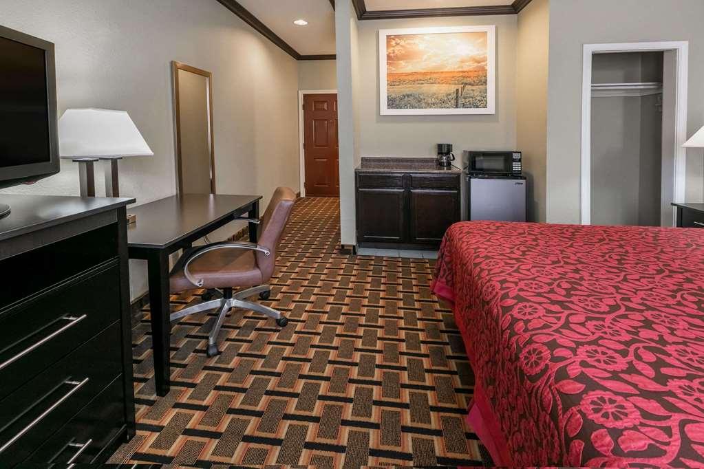 Days Inn & Suites By Wyndham Dfw Airport South-Euless Ruang foto